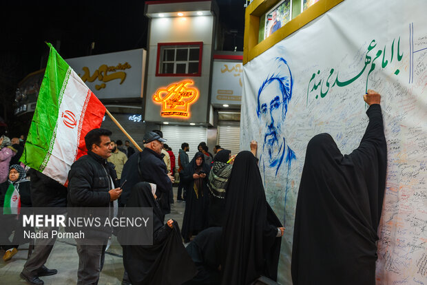وداع با شهید عباس عسگری در اجتماع شبانه مردم البرز