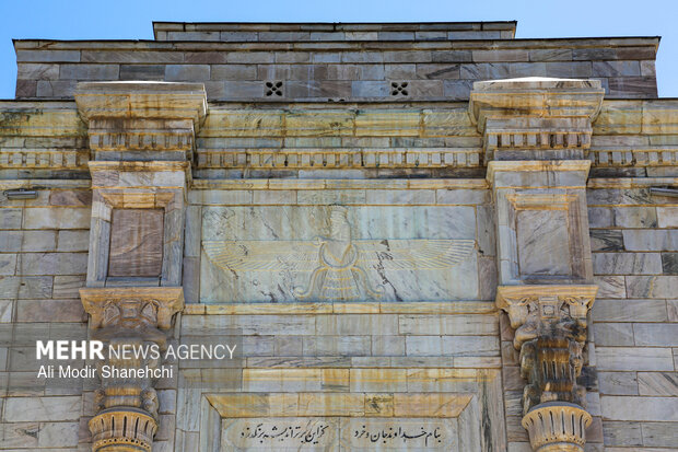 آرامگاه فردوسی- توس