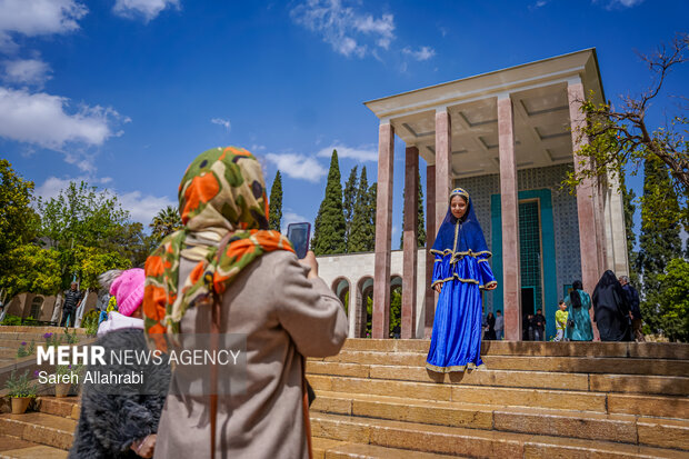 حافظیه و سعدیه در روز بارانی