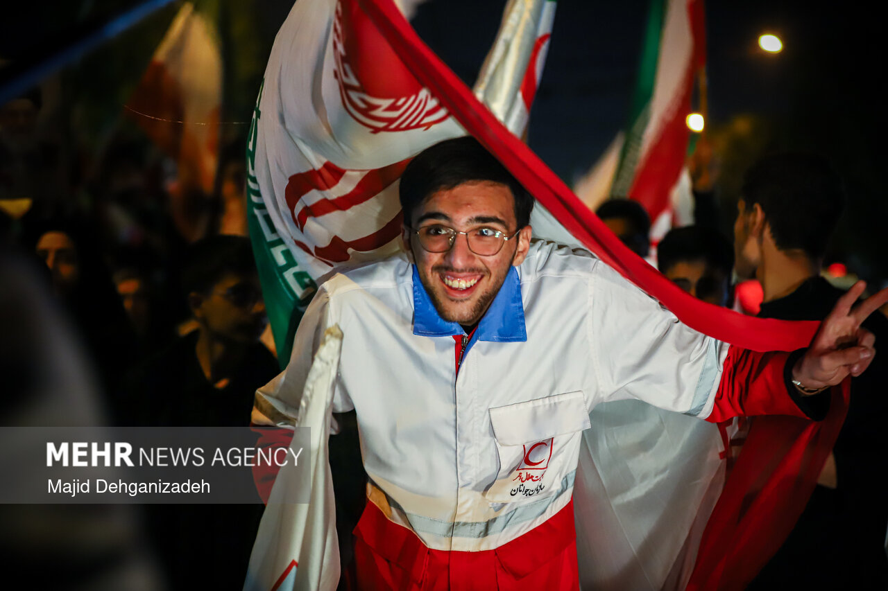 افزایش شمار داوطلبان هلال‌احمر از ۴ میلیون به ۵.۶ میلیون نفر در جنگ