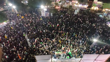 استقبال از پیکر ۲ شهید در بوشهر