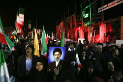 تجمع زنجانی ها در صحن حسینیه اعظم زنجان