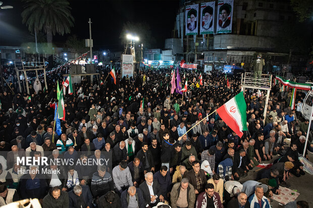 اجتماع شبانه و نماز استغاثه مردم گرگان