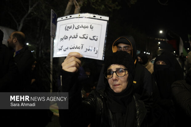 اجتماع عظیم مردم مشهد در روز جمهوری اسلامی