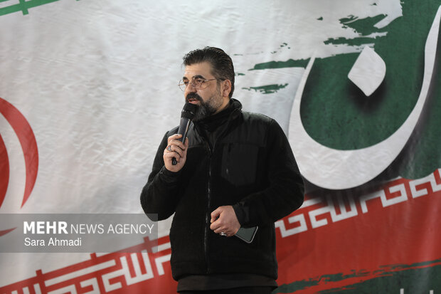 اجتماع عظیم مردم مشهد در روز جمهوری اسلامی
