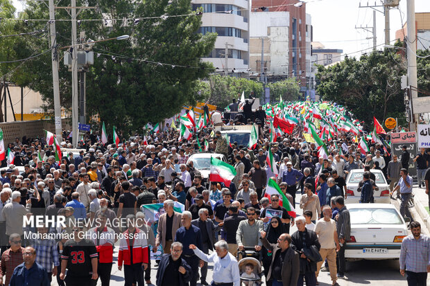 تشییع پیکر مطهر سردار شهید «تنگسیری» در بوشهر