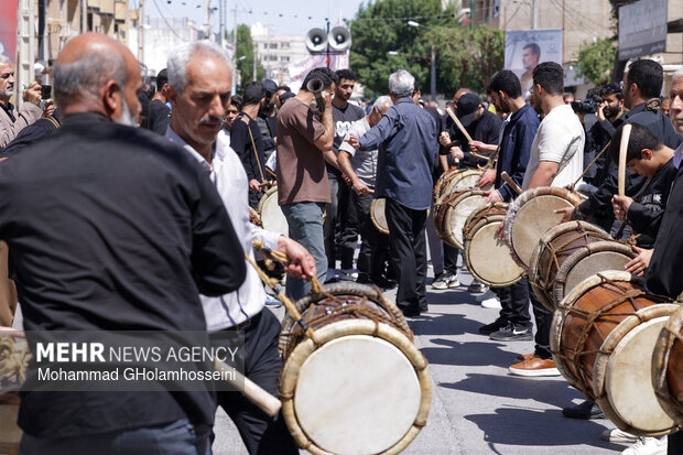 تشییع پیکر مطهر سردار شهید «تنگسیری» در بوشهر