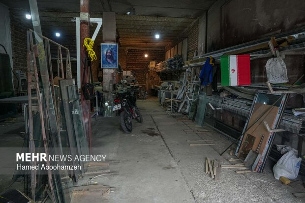 خدمت‌رسانی دانشجویان جهادی ارومیه به منازل آسیب‌دیده در جنگ