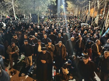 اقامه نماز استغاثه در سی و سومین اجتماع نحن منتقمون کرمانشاه