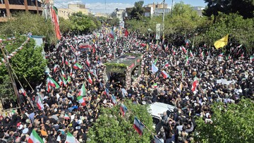 قم میں شہید جنرل موسوی کی پرشکوہ تشییع جنازہ و تدفین