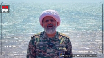 VIDEO: Friday Prayers Imam of Hormuz in military uniform