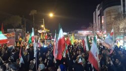 موج اقتدار مردم شیروان در میدان حماسه