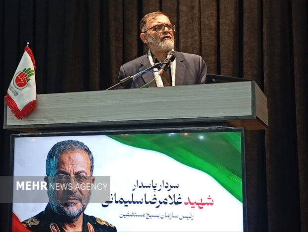 نقش حیاتی حضور مردم در خیابان‌ها برای خنثی‌سازی توطئه دشمنان