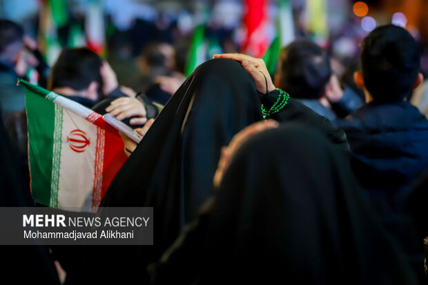 اجتماع حمایت از رزمندگان در مقابله با دشمن آمریکایی - صهیونی