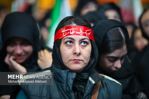 اجتماع حمایت از رزمندگان در مقابله با دشمن آمریکایی - صهیونی