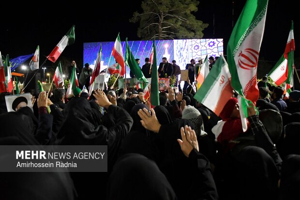 مراسم وداع با پیکر مطهر شهید اورادی در بیرجند