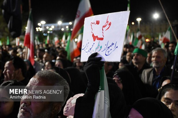 مراسم وداع با پیکر مطهر شهید اورادی در بیرجند