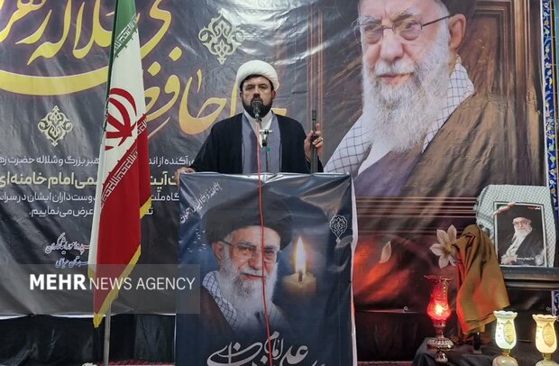حجت الاسلام رستمی: دشمن در بن‌بست راهبردی گرفتار شده است