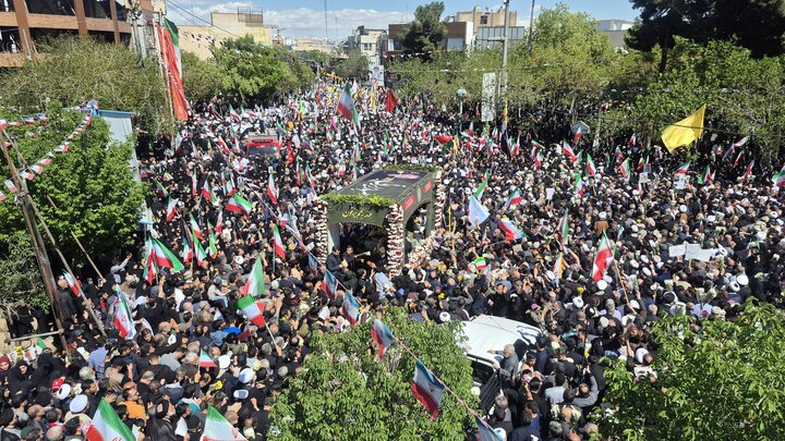 قم میں شہید جنرل موسوی کی پرشکوہ تشییع جنازہ و تدفین