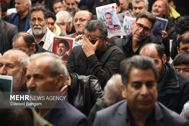 تشییع پیکر مطهر ۳ شهید در مشهد