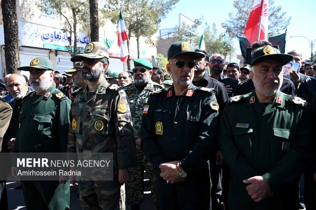 تشییع پیکر شهیدان اورادی و میری در بیرجند