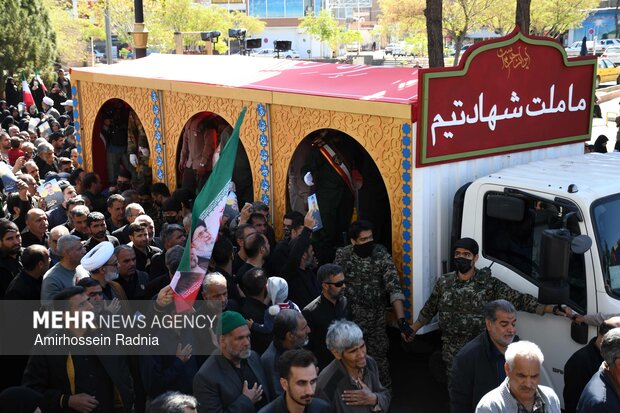 تشییع پیکر شهیدان اورادی و میری در بیرجند