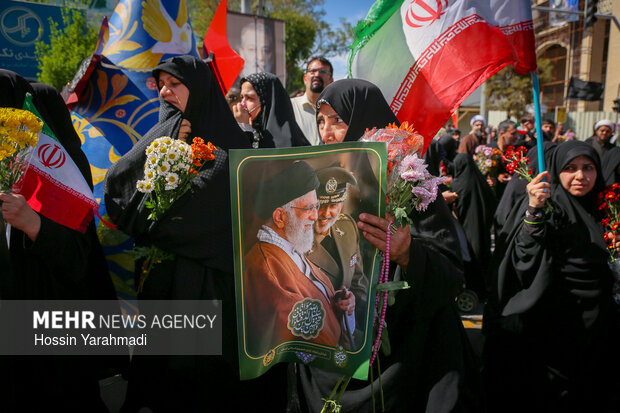 مراسم تشییع شهید سپهبدامیرموسوی در قم