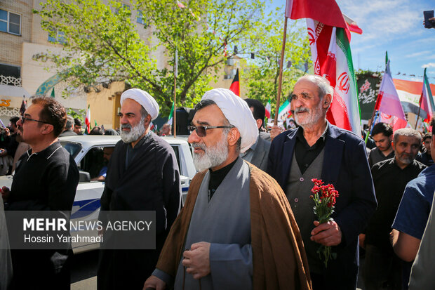 مراسم تشییع شهید سپهبدامیرموسوی در قم