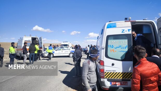 شادی نیا:۲۲مصدوم در سوانح رانندگی محورهای مواصلاتی آذربایجان شرقی 