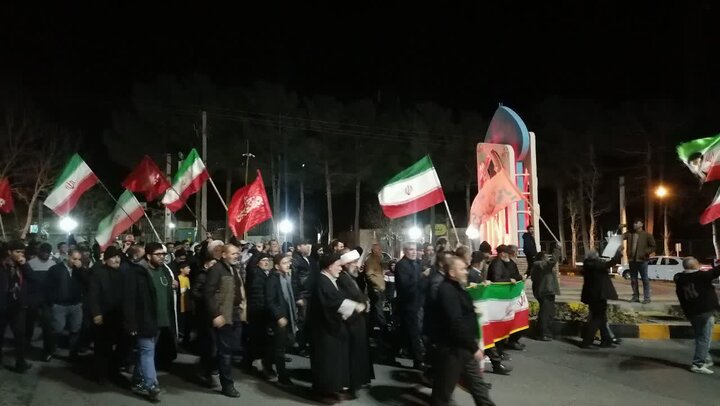 اجتماع مردم نراق در سی‌وچهارمین شب بیعت با رهبر معظم انقلاب