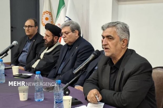 فرماندار گرمسار: حضور در سنگر خیابان یک تکلیف ملی است