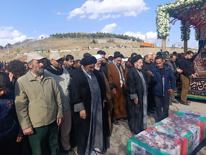 پیکر شهید «محمدحسین صوفی» در ازنا تشییع شد