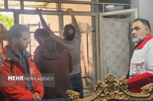 قمی: بازسازی منازل خسارت‌دیده در حملات دشمن بدون وقفه ادامه دارد