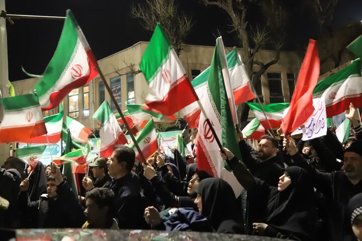 پاسخ‌ مردم تبریز در پی حمله دشمن صهیونی و آمریکایی  به دانشگاه‌ها