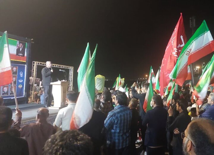رضایی: استراتژی دشمن از «تجزیه ایران» به «فرار آبرومندانه» تغییر یافت رضایی: استراتژی دشمن از «تجزیه ایران» به «فرار آبرومندانه» تغییر یافت