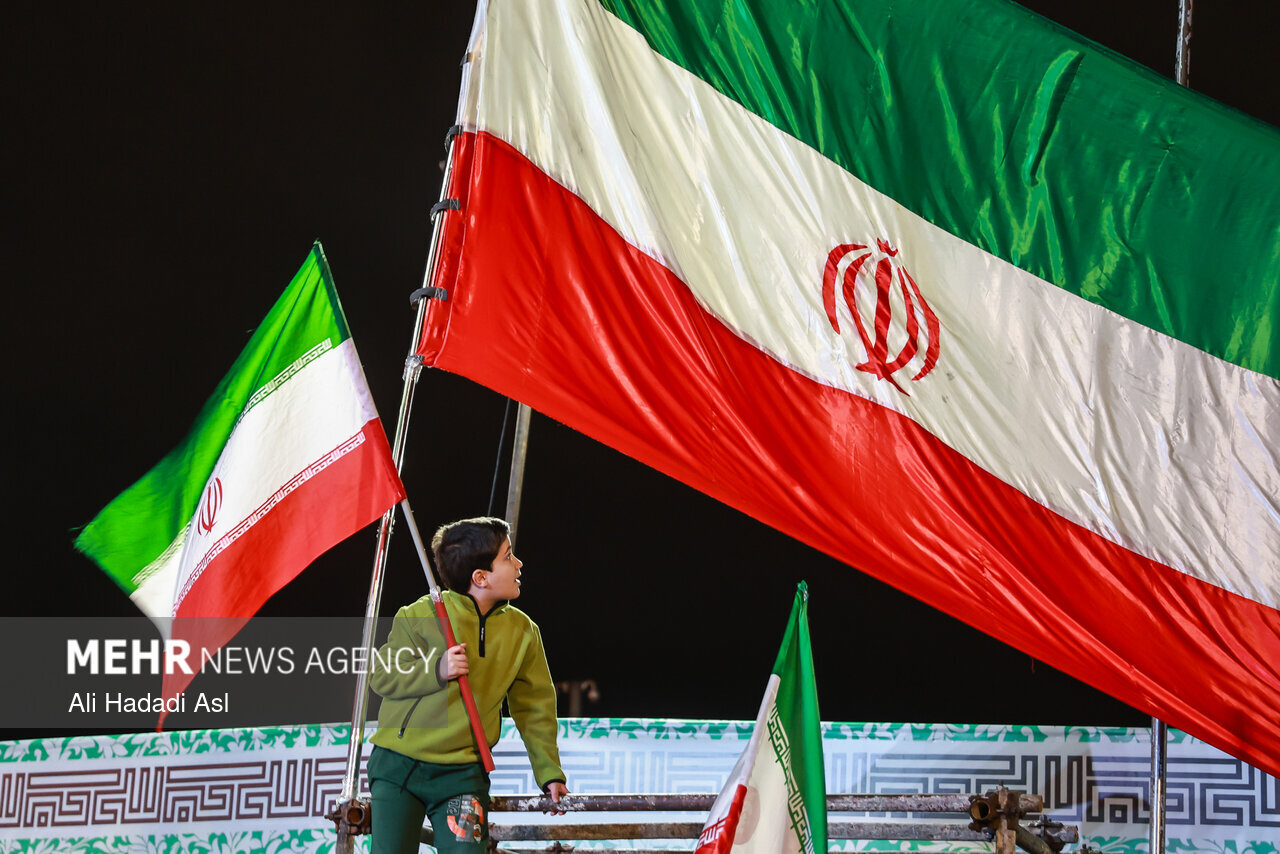 استمرار التجمعات الليلية في طهران دعما للوطن والمجاهدين