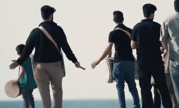 اجرای سنت بوشهری‌ها برای قهرمانان ناو دنا