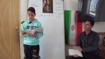 «جان فدای وطنم»؛ معلم آسفیچی کلاس درس دانش‌آموزان را به منزل برد