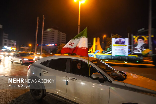 رژه کاروان خودرویی در ساری