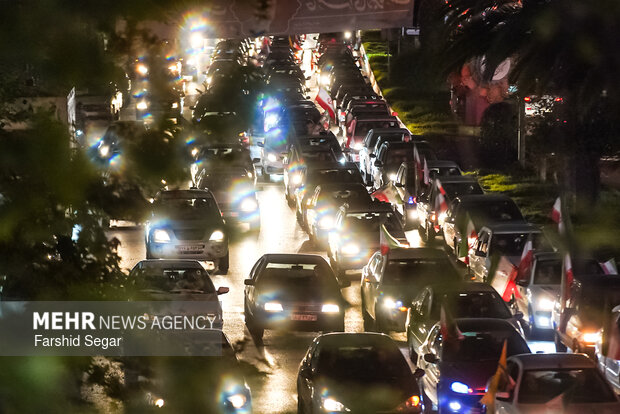 رژه کاروان خودرویی در ساری