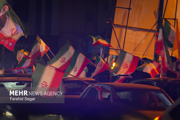 رژه کاروان خودرویی در ساری