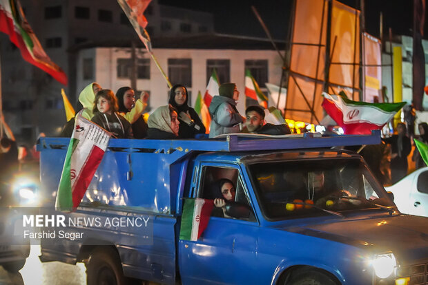 رژه کاروان خودرویی در ساری