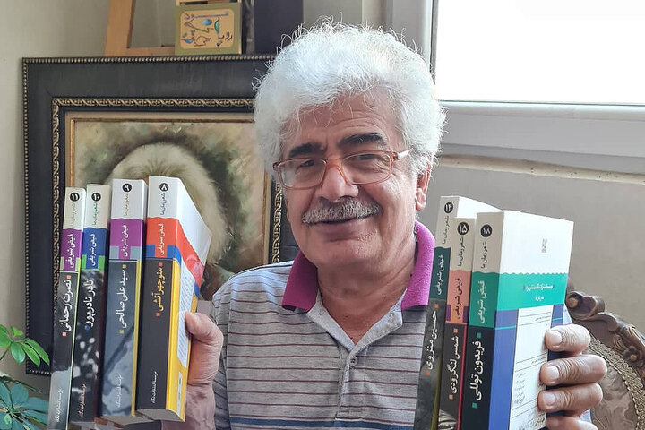 فیض شریفی در حمله دشمن به شیراز آسیب دید 