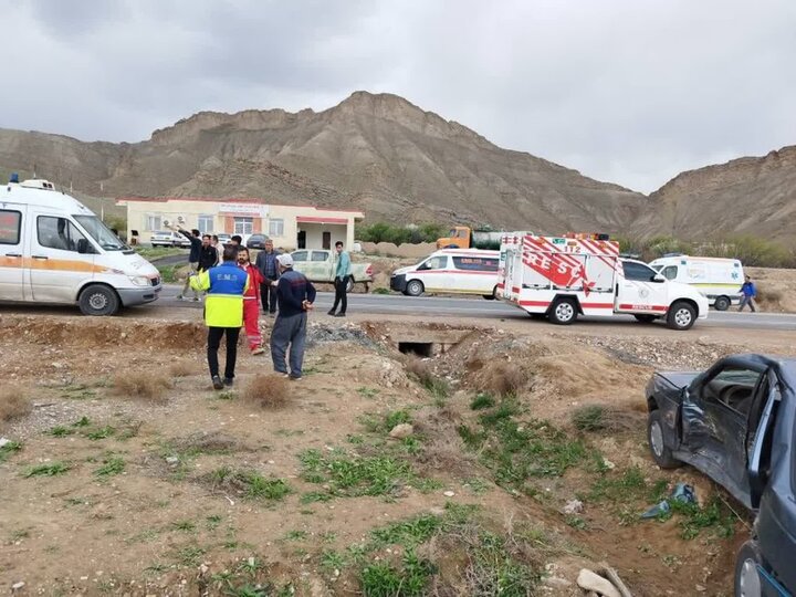 ۹ نفر مصدوم در تصادف جاده جلفا به سیه‌رود