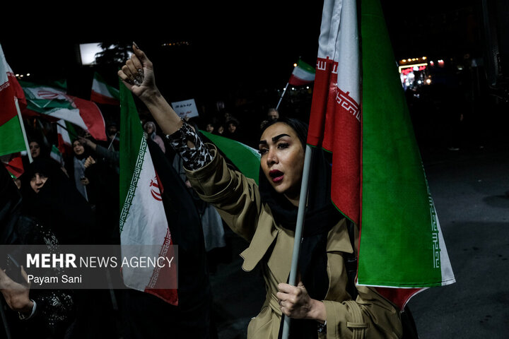 التجمعات الليلية لاهالي طهران