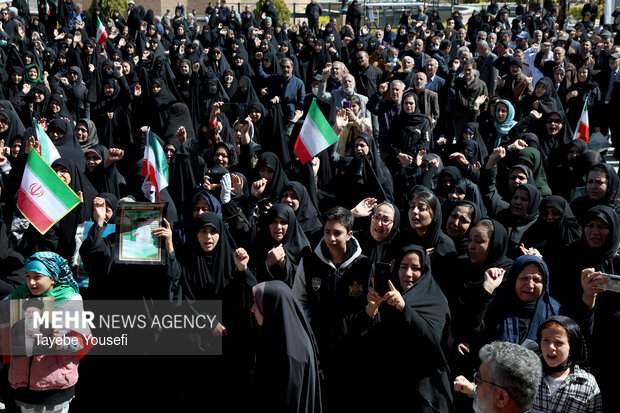 تشییع شهید حامد حضرتی در همدان