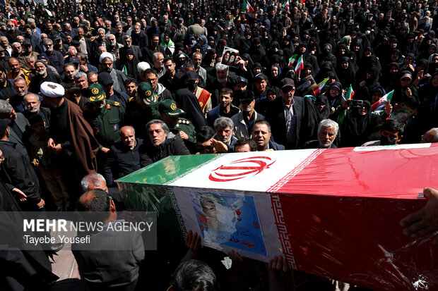 تشییع شهید حامد حضرتی در همدان