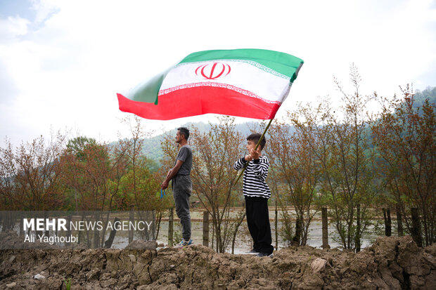 تشییع شهید علی غلامی در روستای آلیان فومن