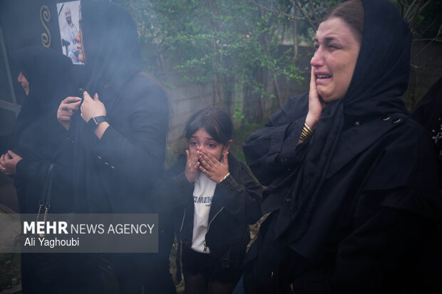 تشییع شهید علی غلامی در روستای آلیان فومن