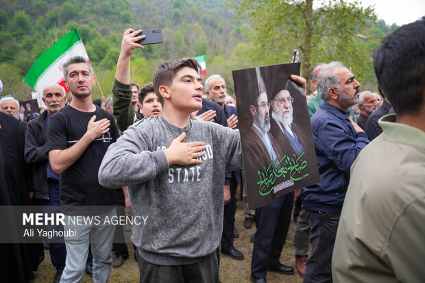 تشییع شهید علی غلامی در روستای آلیان فومن